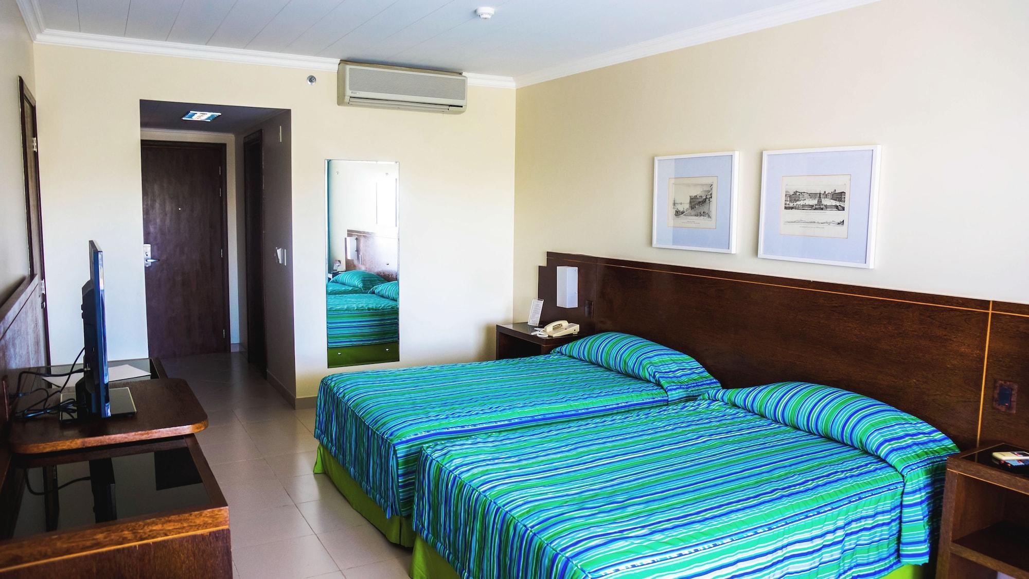 Bahia Plaza Hotel Busca-Vida