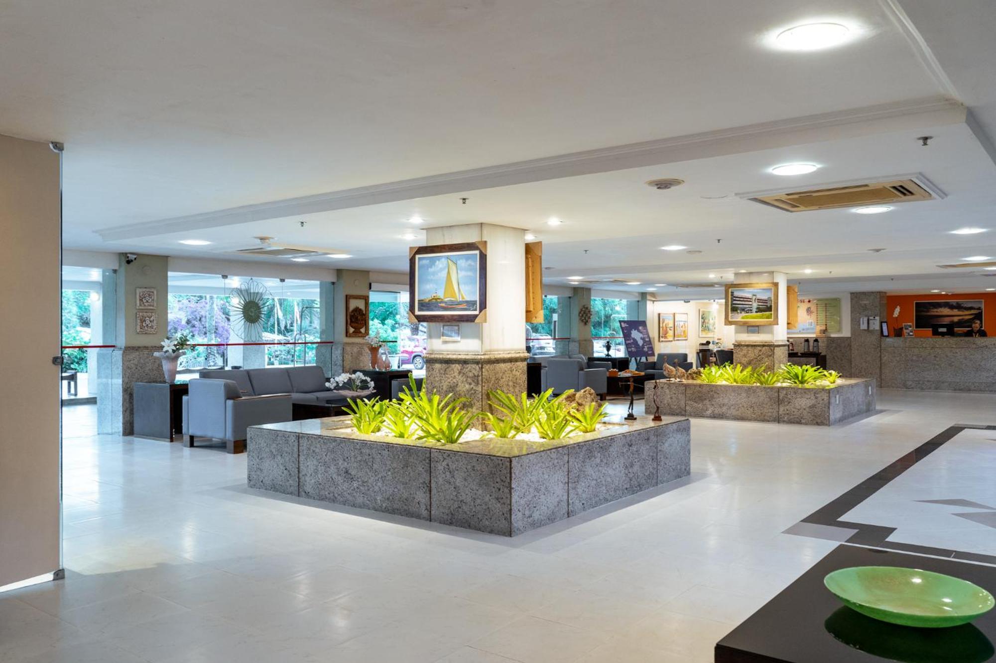 Bahia Plaza